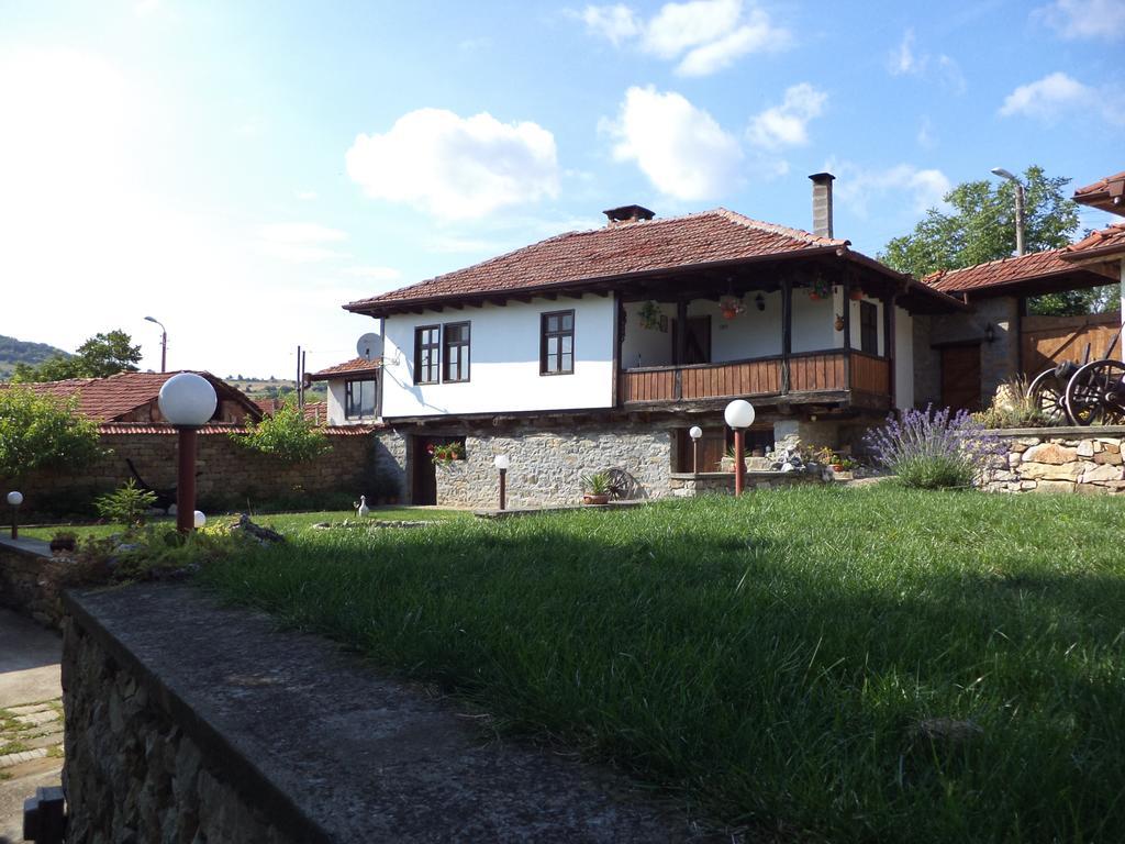 Вілла Bella House Hlevene Екстер'єр фото