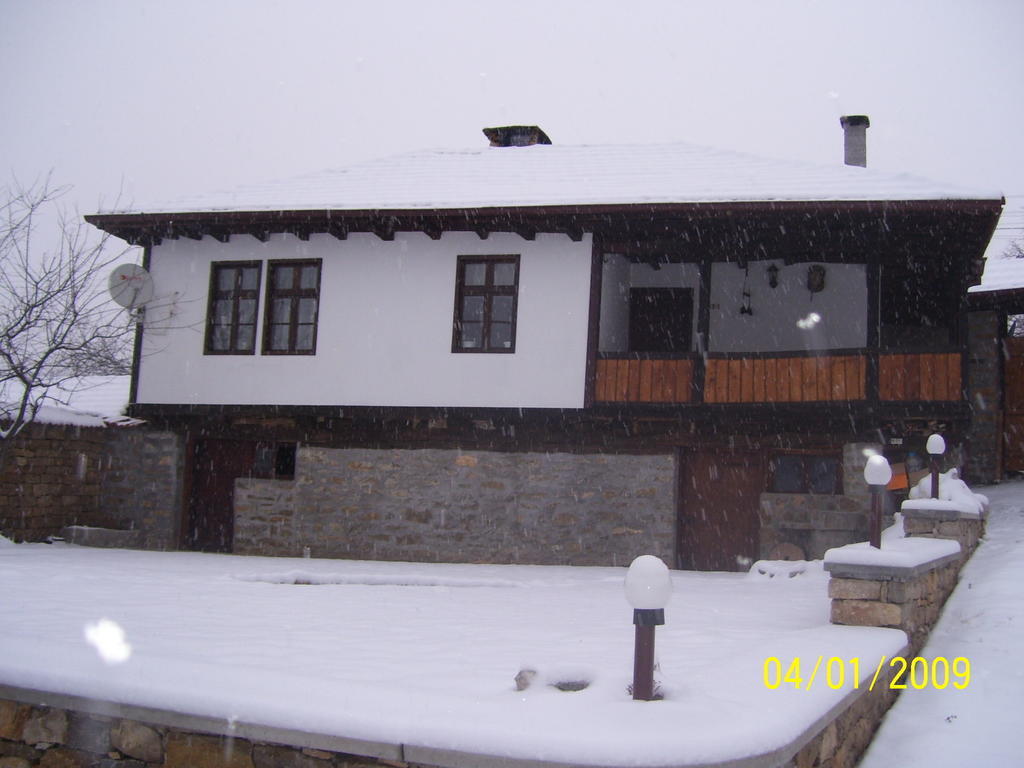 Вілла Bella House Hlevene Екстер'єр фото
